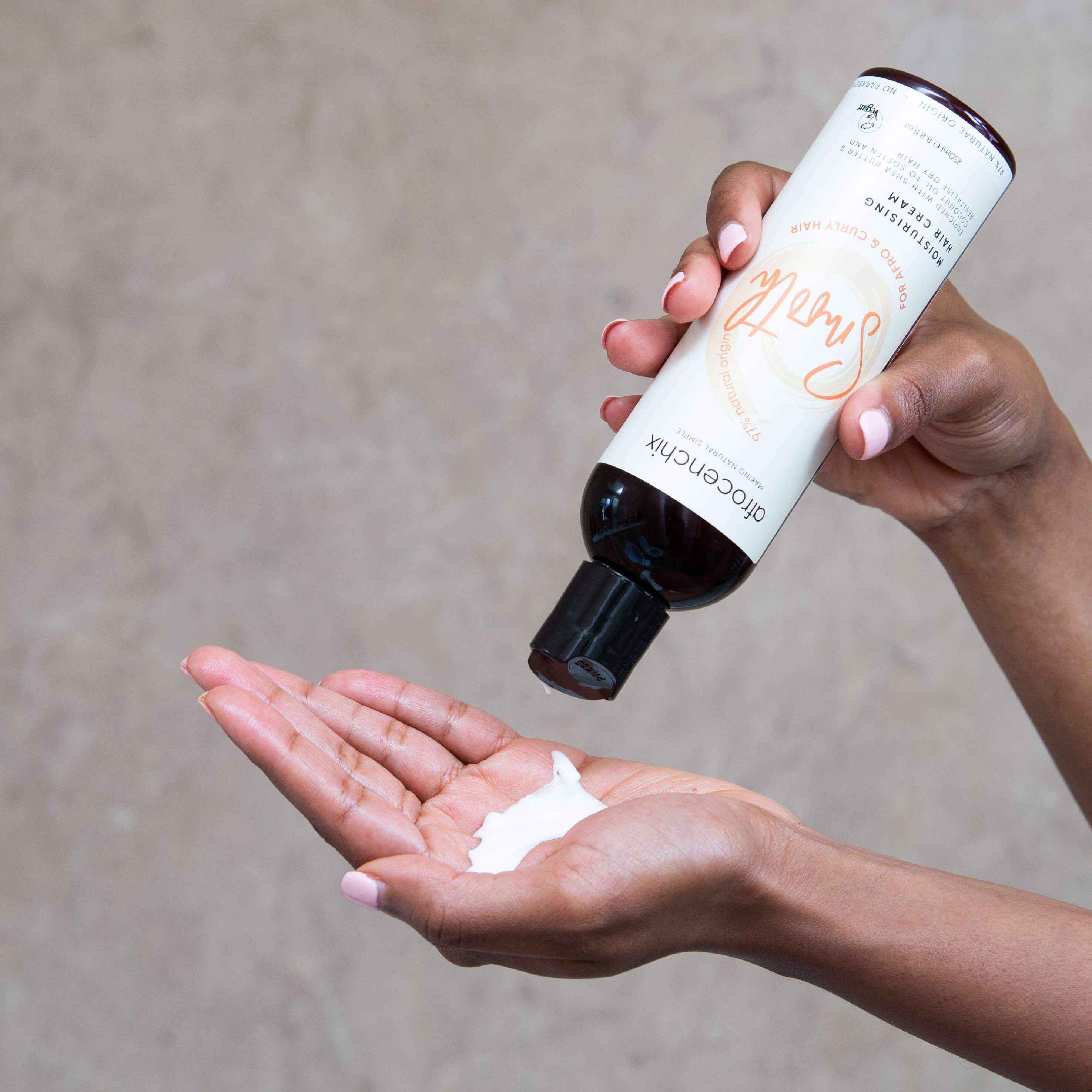 Smooth Natural Moisturising Cream - Image 5